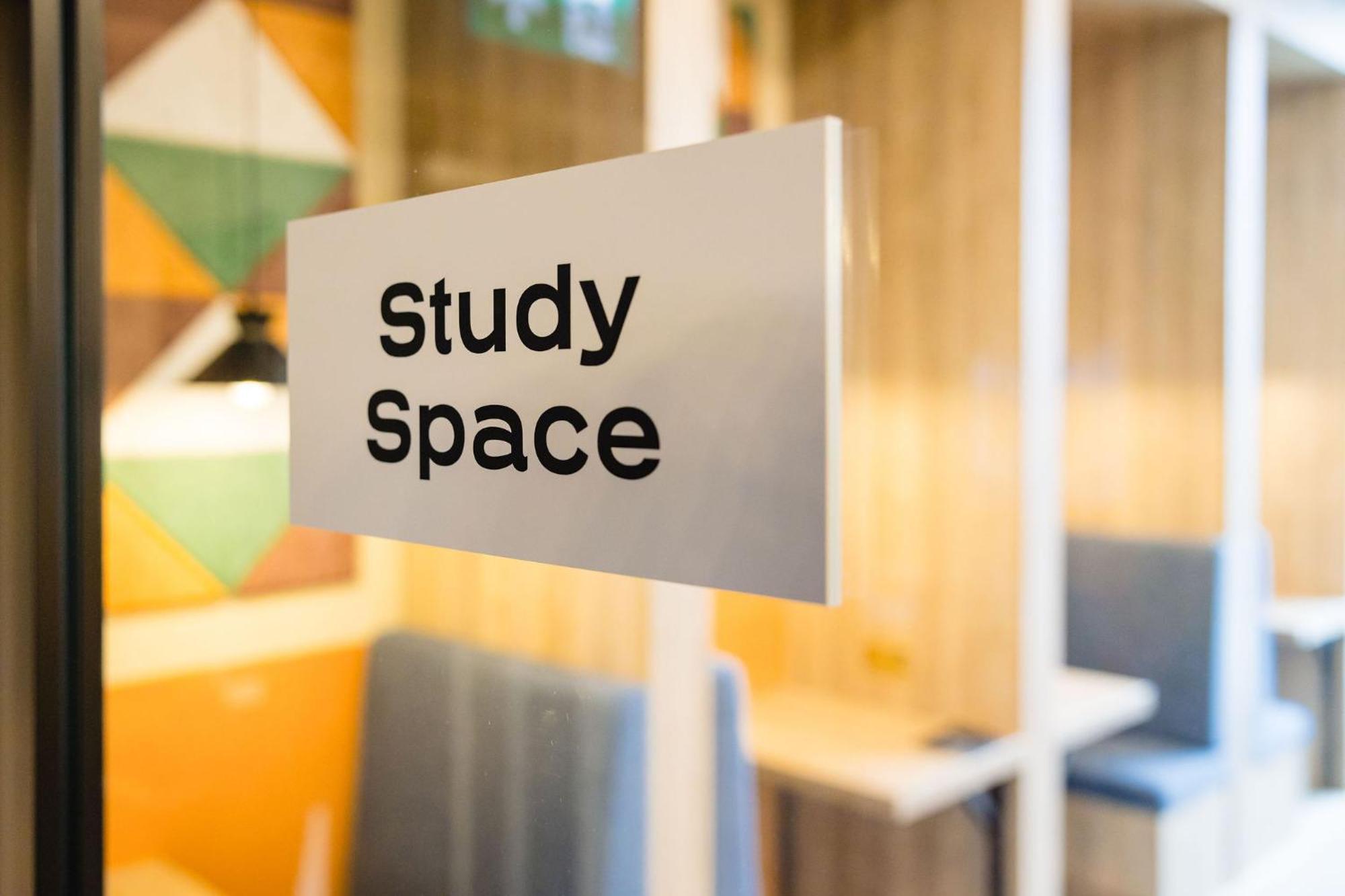 Students Only South London Homes Εξωτερικό φωτογραφία